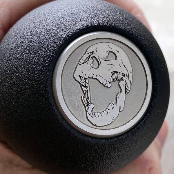 Stainless Screaming Skull Topper